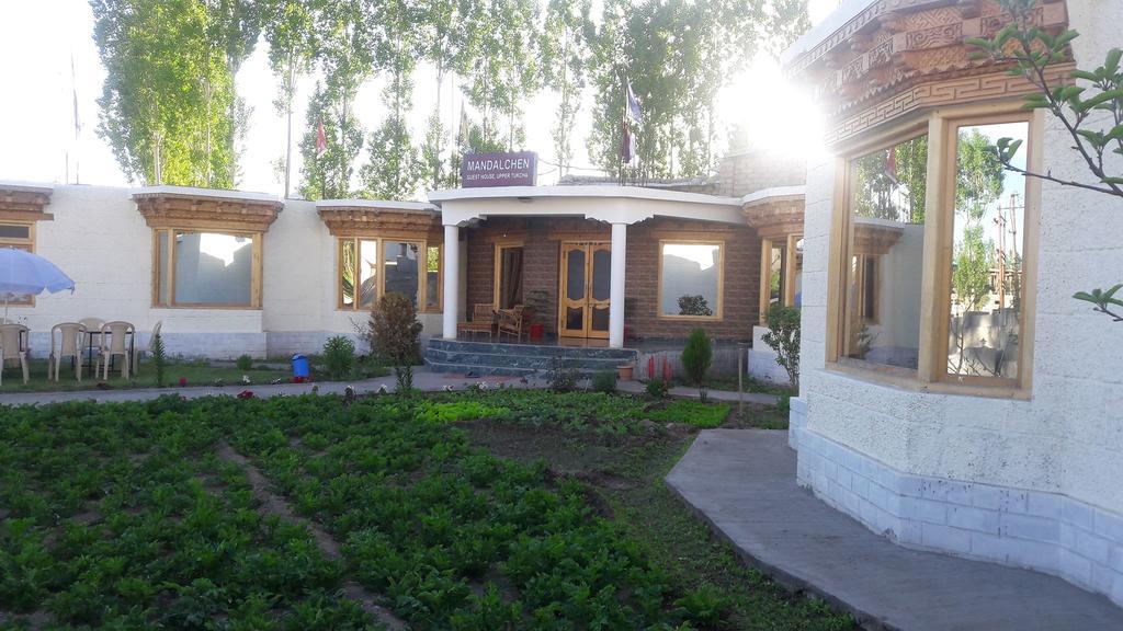 Hotel Mandalchan Leh Exterior photo